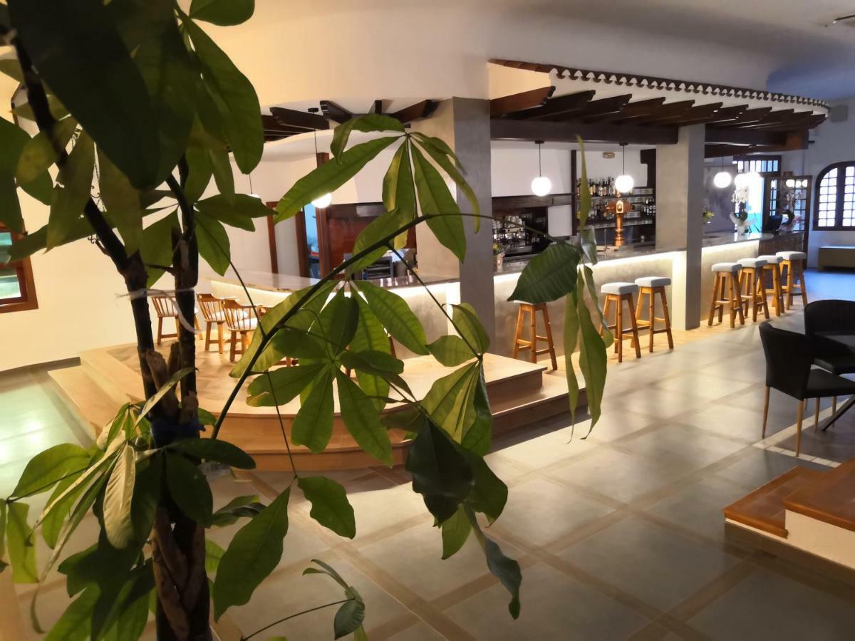 Hotel Ramis Fundado En 1969 Ondara Bagian luar foto
